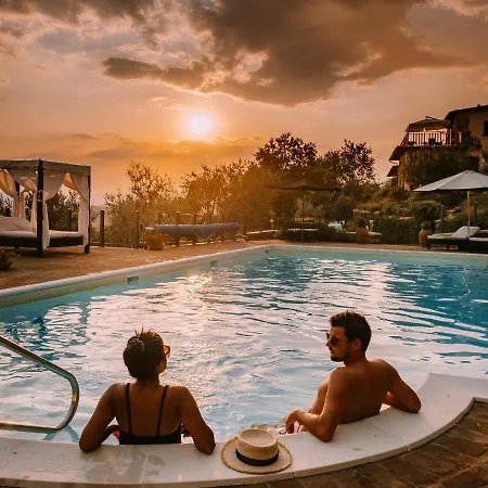 Casale San Pietro Couette-café 5*
