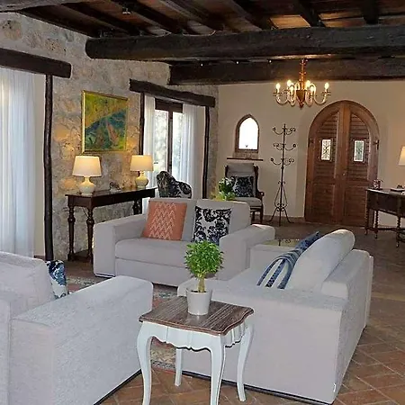 Casale San Pietro לינה וארוחת בוקר