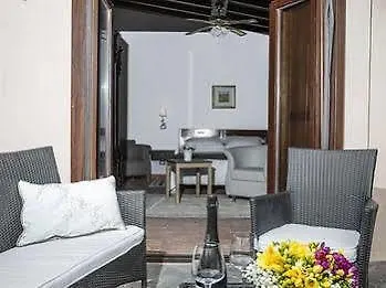 Casale San Pietro Couette-café Anagni