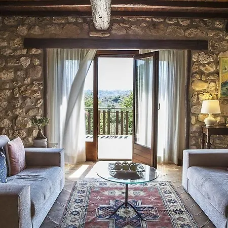 Casale San Pietro 4*