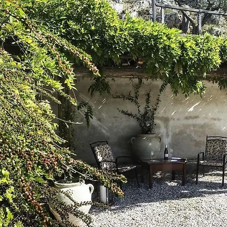 Casale San Pietro Couette-café 5*