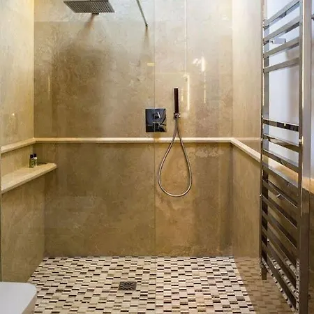Bed & Breakfast Casale San Pietro 5*
