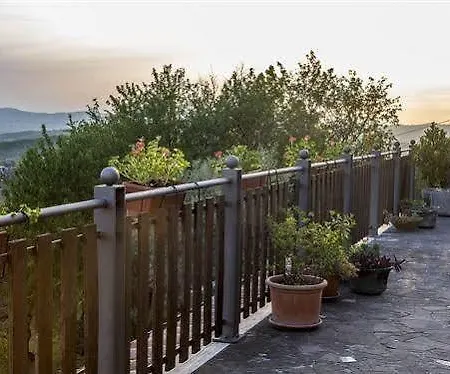 Casale San Pietro Couette-café 5*