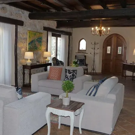 Casale San Pietro Couette-café Anagni